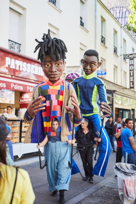 Festival Arts de rue des cités - Parade des Grandes Personnes © Charlène Yves