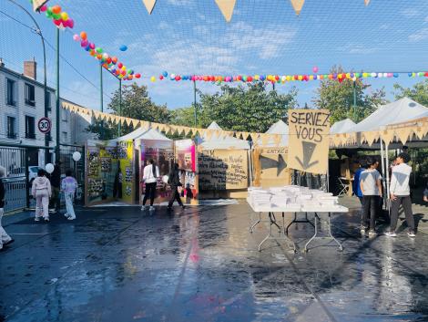 Célébration Critique — Thomas Hirschhorn © Lucie Beraha